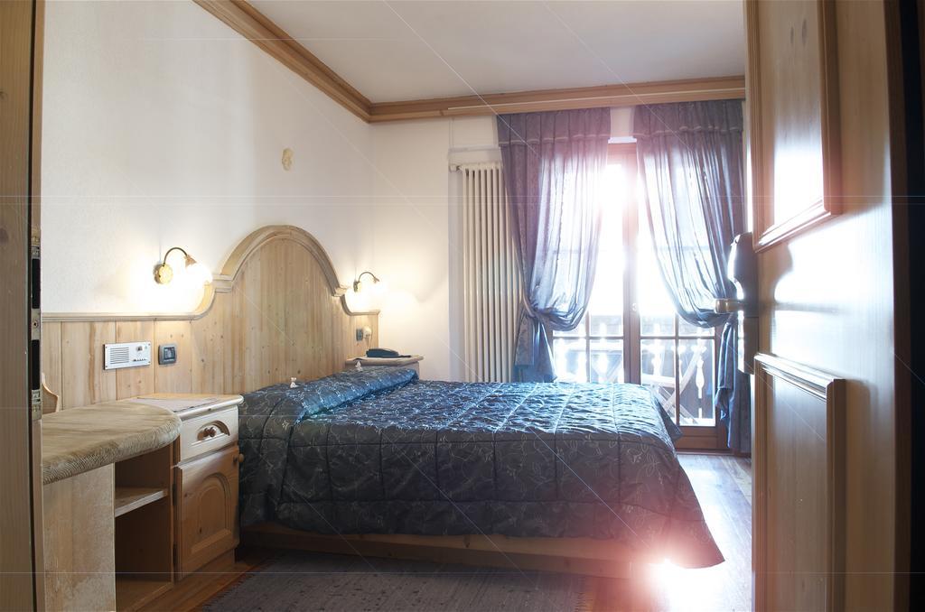 Hotel La Montanina Лівіньо Номер фото