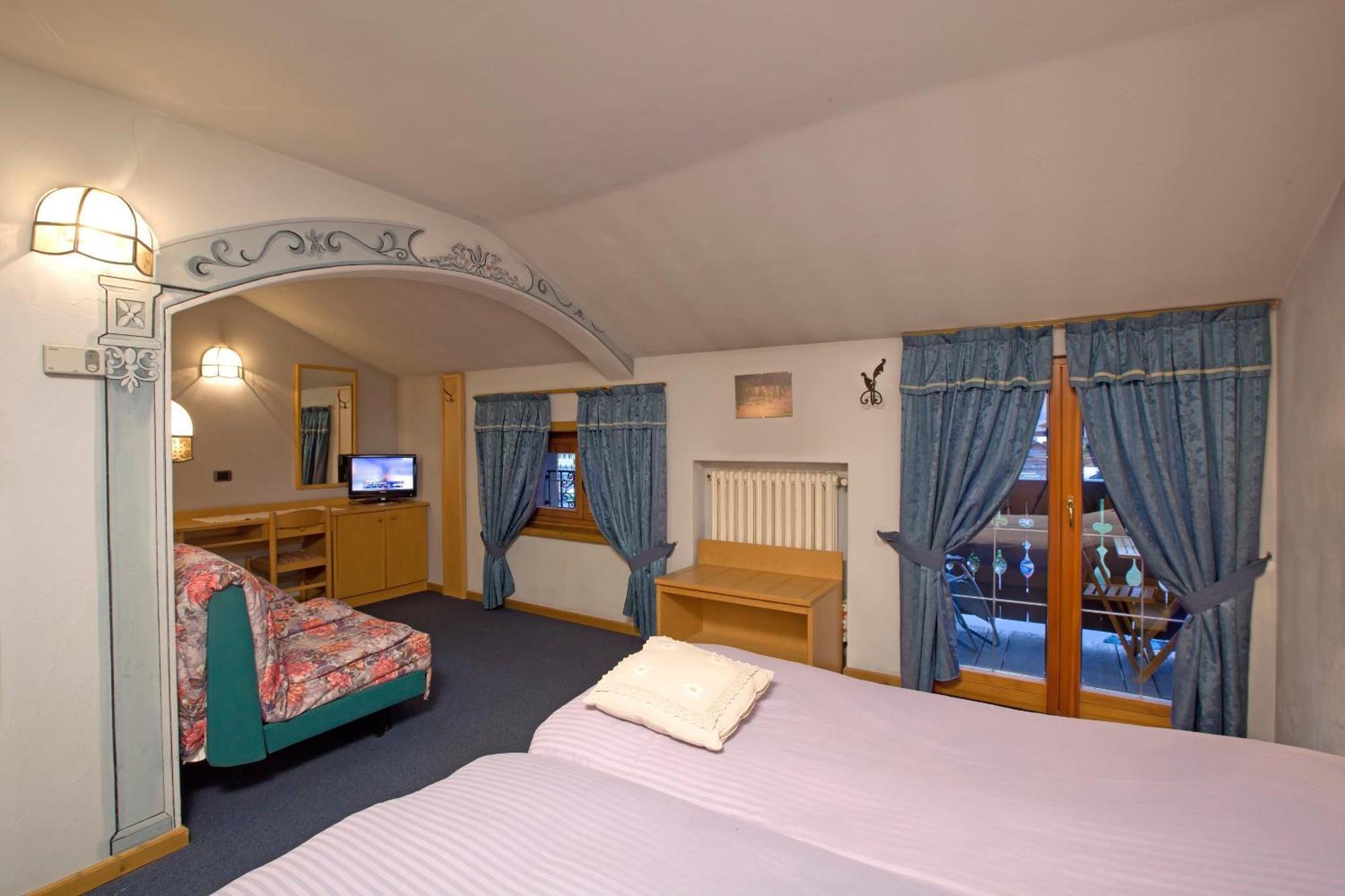 Hotel La Montanina Лівіньо Номер фото