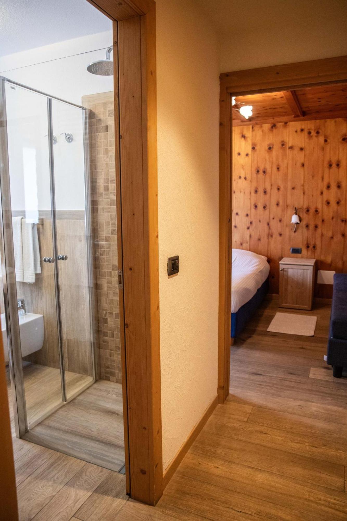 Hotel La Montanina Лівіньо Екстер'єр фото