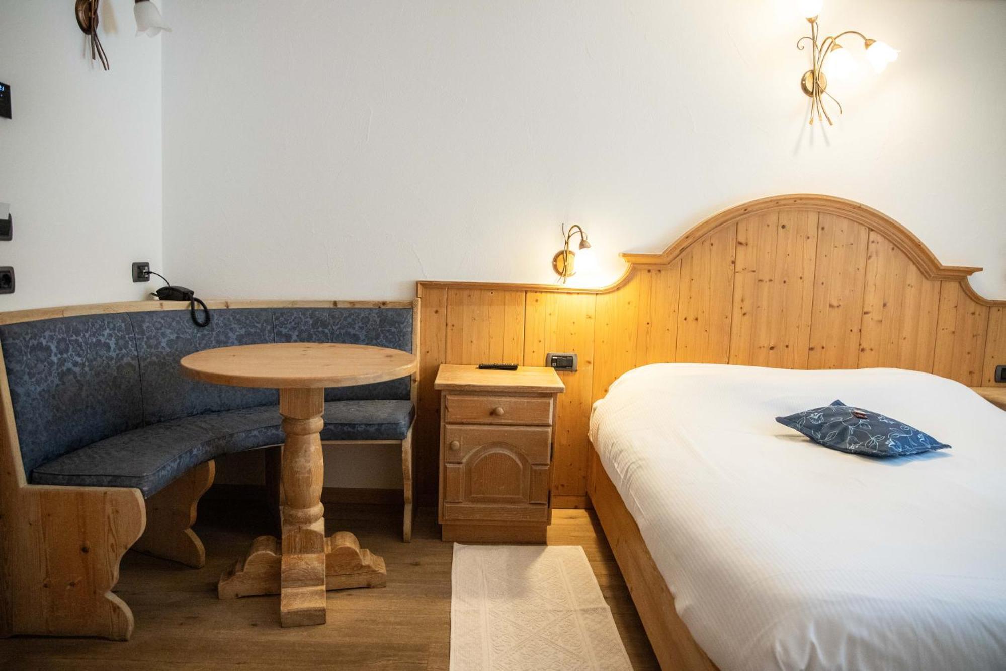 Hotel La Montanina Лівіньо Екстер'єр фото