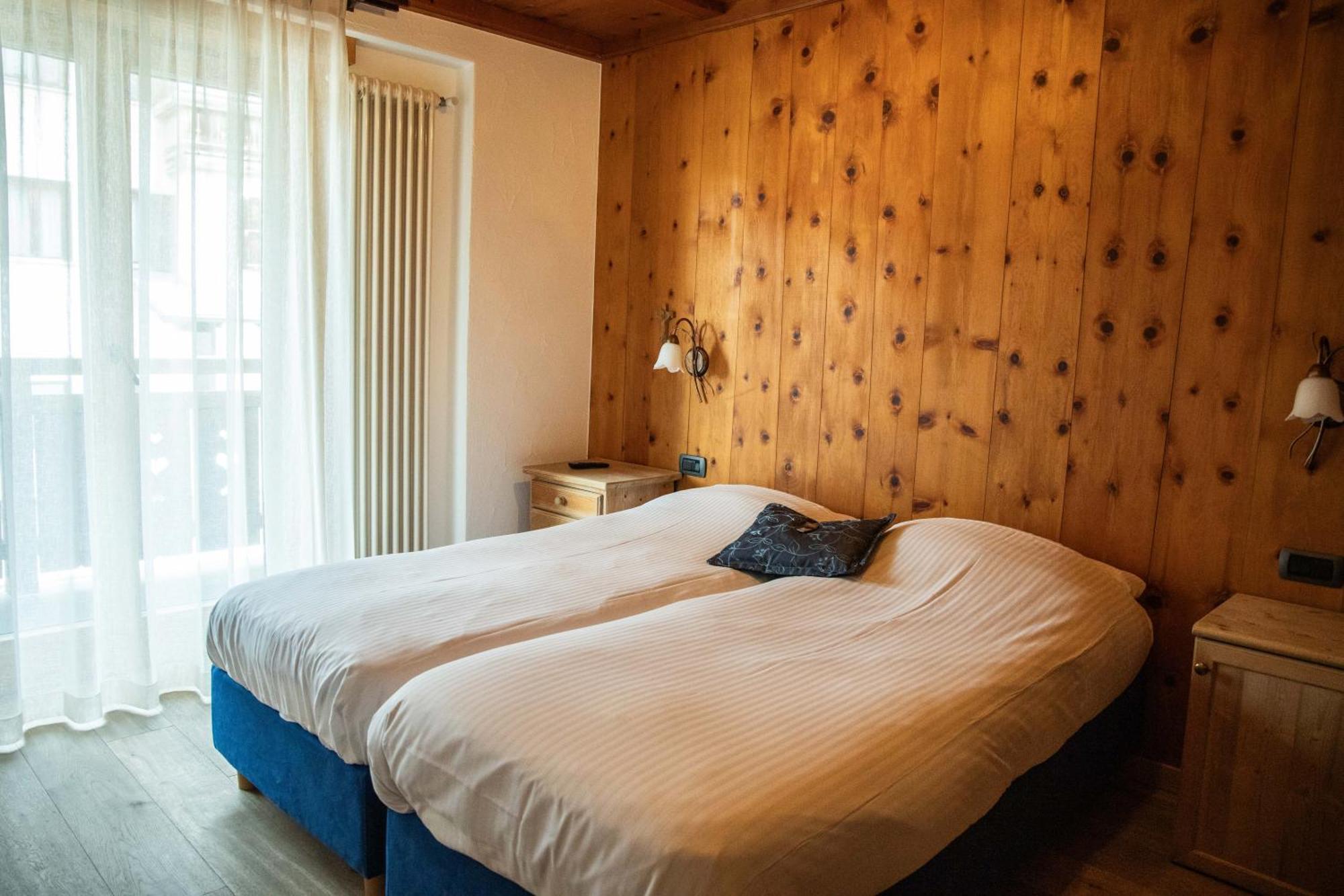 Hotel La Montanina Лівіньо Екстер'єр фото