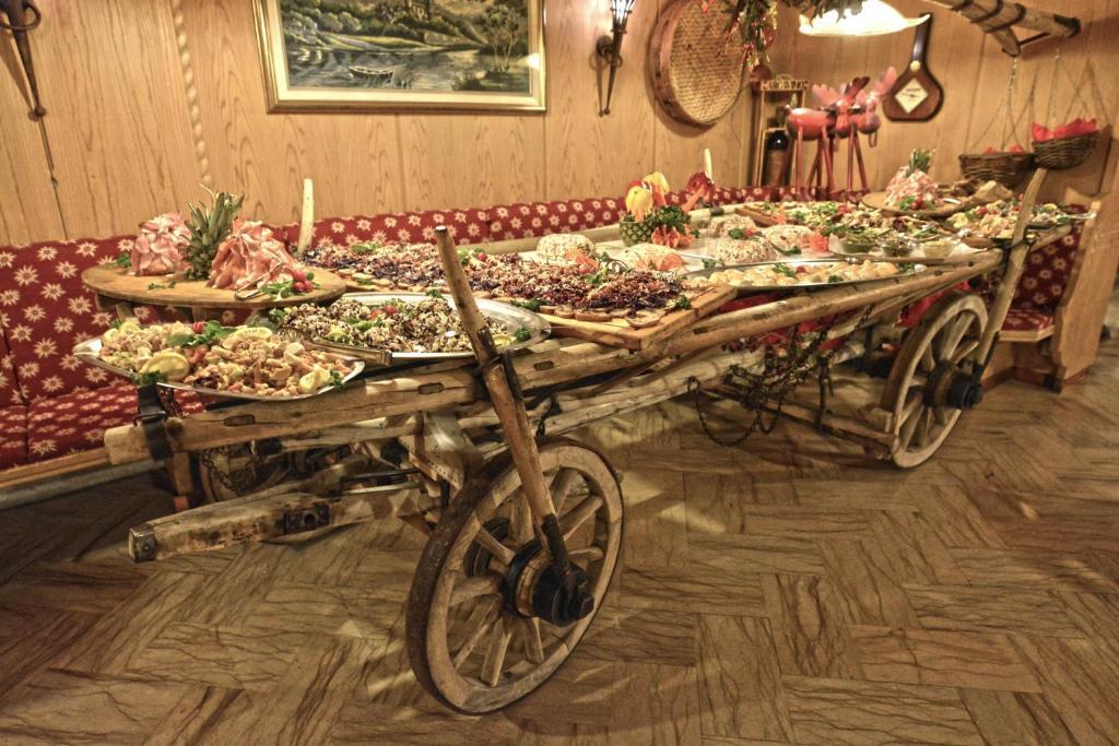 Hotel La Montanina Лівіньо Екстер'єр фото