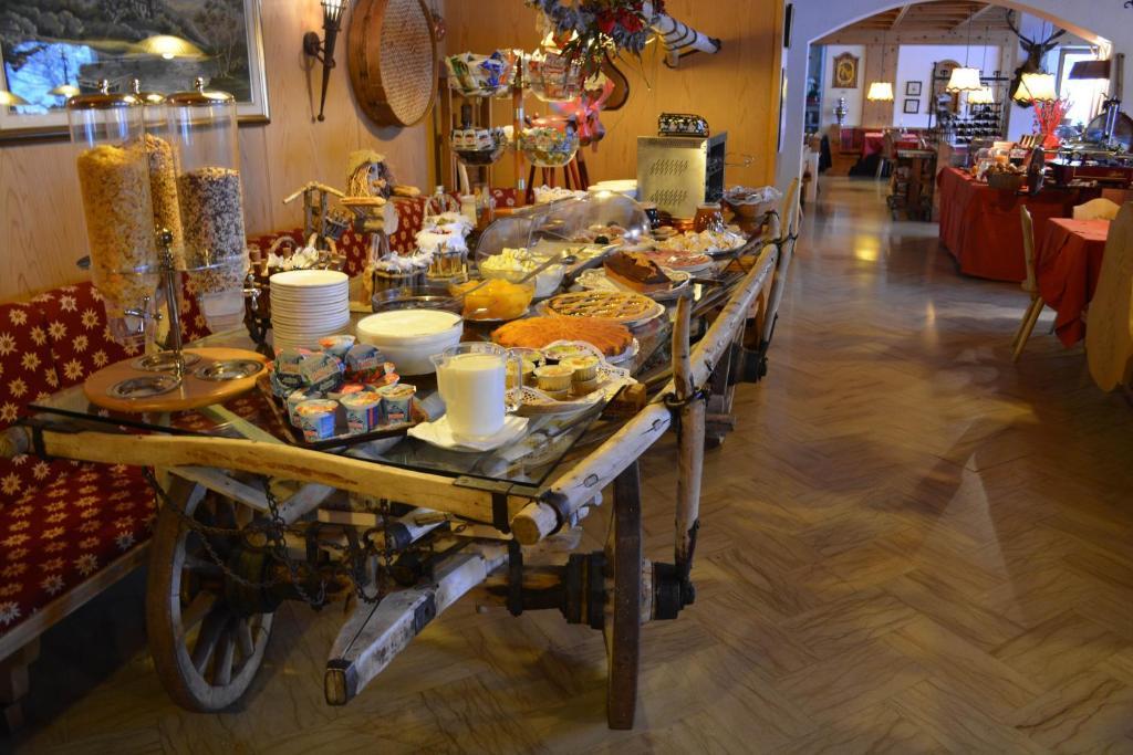 Hotel La Montanina Лівіньо Екстер'єр фото